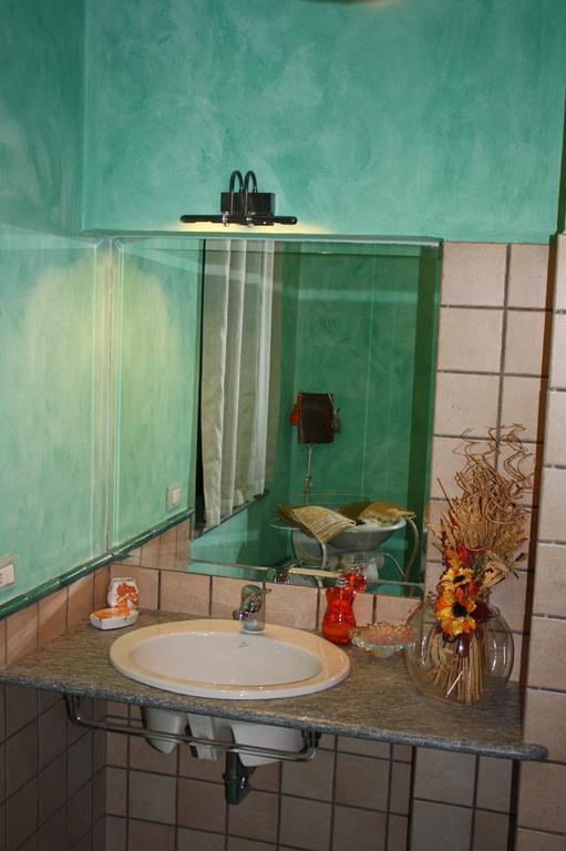 B&B La Casetta Villaromagnano Habitación foto